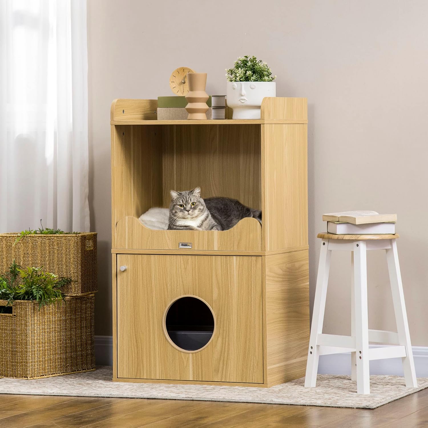 Maison de Toilette pour Chat, Meuble litière Chat, Armoire de Rangement, 3 Niveaux, Compartiment fermé par Une Porte, 1 Coussin, 60 x 45 x 103 cm