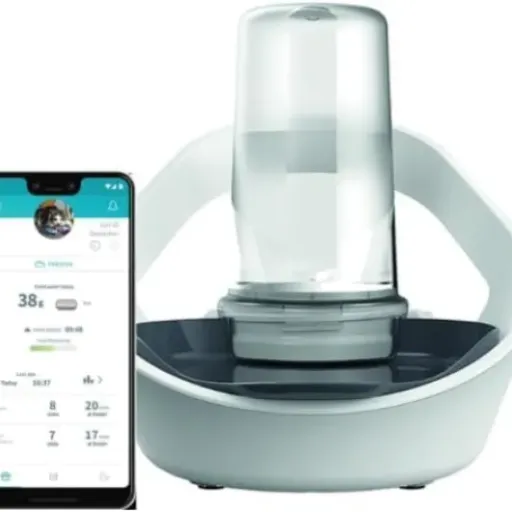 Test Sure PetCare Felaqua Connect : la fontaine à eau qui surveille (un peu cher) ce que boit ton chat